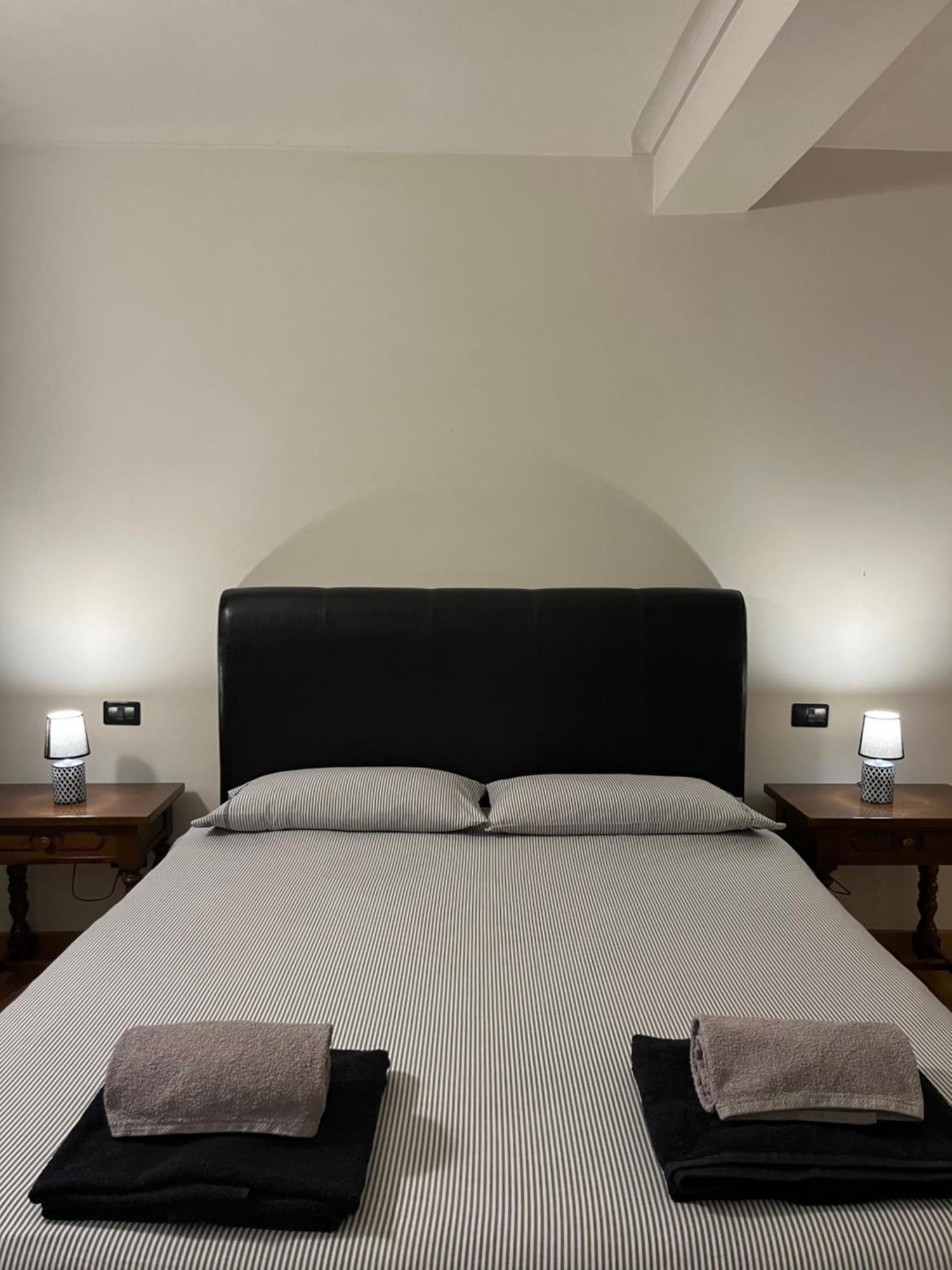 Centro Storico Eleganza E Lusso Nel Monferrato Lejlighed Casale Monferrato Eksteriør billede
